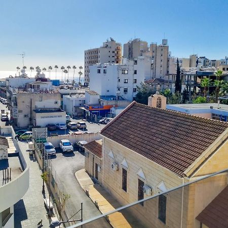 Sea La Vie Seaview Apartment Larnaca Exterior photo