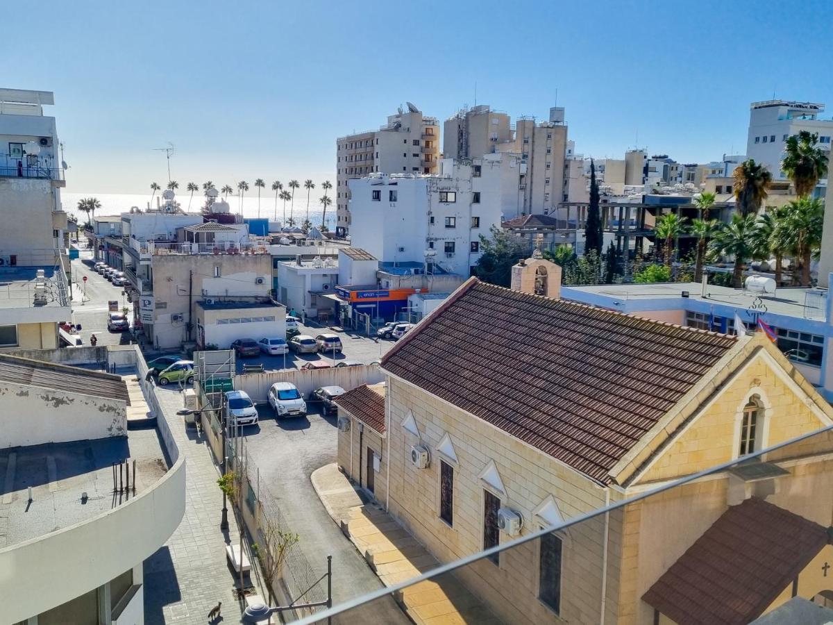 Sea La Vie Seaview Apartment Larnaca Exterior photo