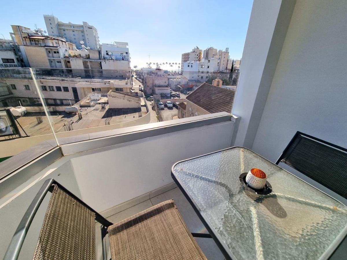 Sea La Vie Seaview Apartment Larnaca Exterior photo